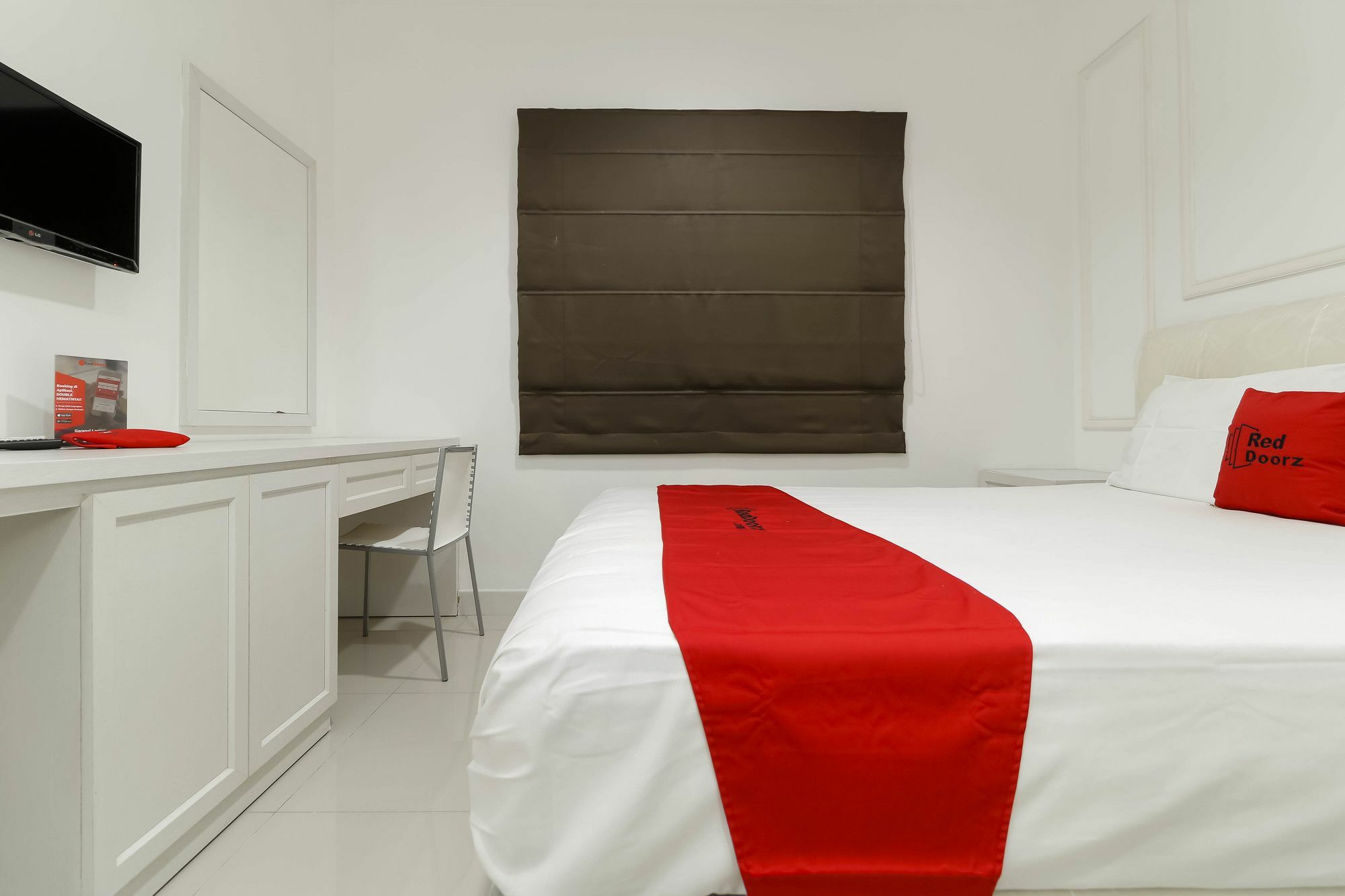 Reddoorz Plus @ Setiabudi Barat Jakarta Exteriör bild